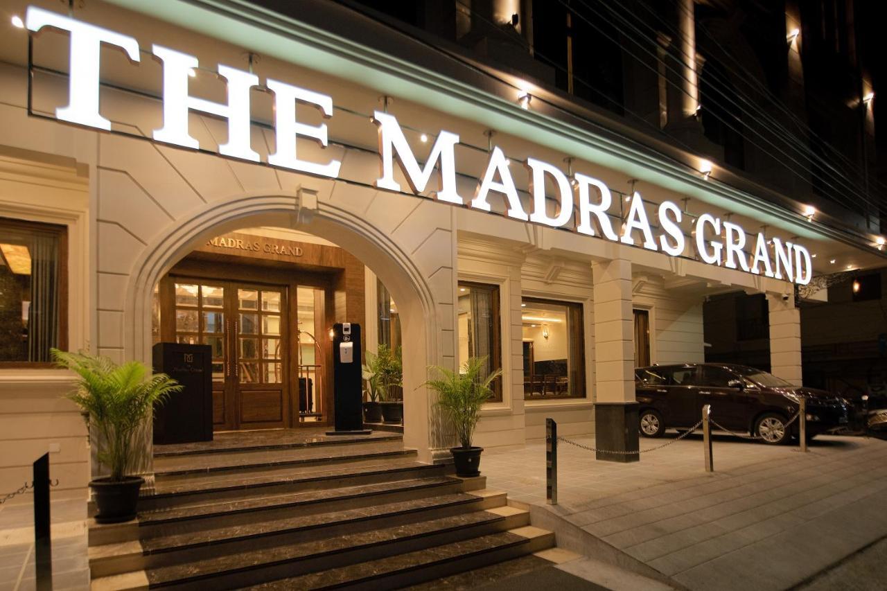 Hotel The Madras Grand Esterno foto